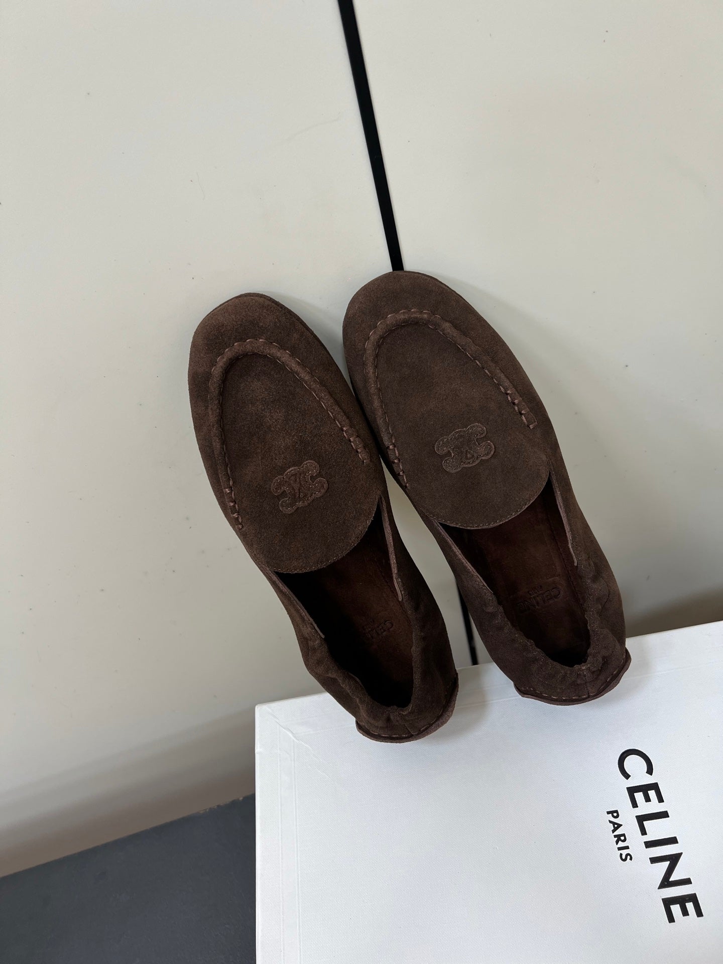 CELINE 26S MAILLON TRIOMPHE LOAFER IN DARK BROWN SUEDE