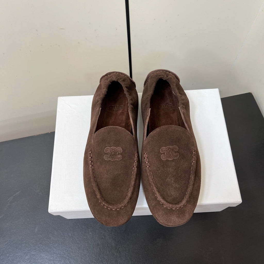 CELINE 26S MAILLON TRIOMPHE LOAFER IN DARK BROWN SUEDE