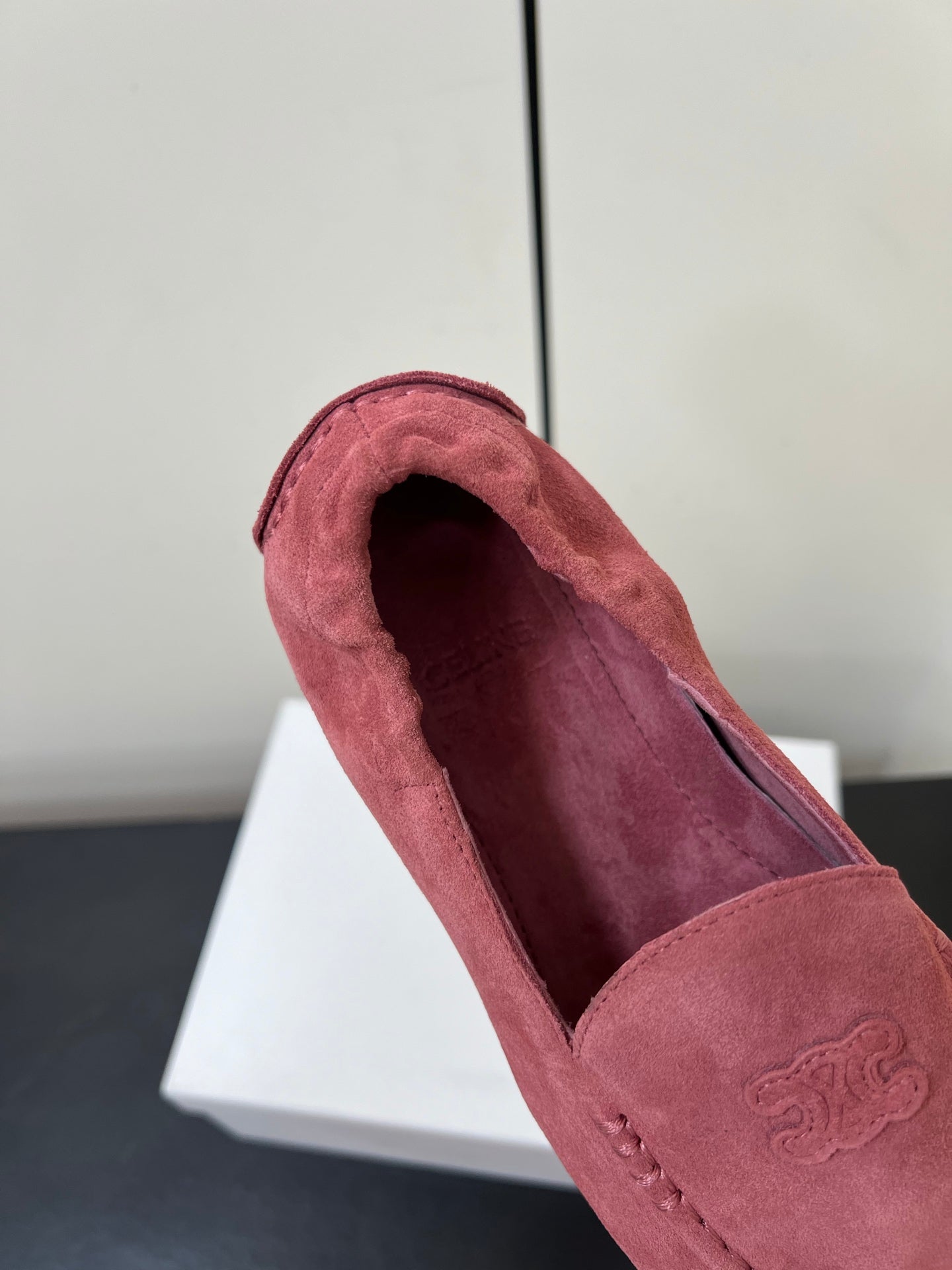 CELINE 26S MAILLON TRIOMPHE LOAFER IN PINK SUEDE