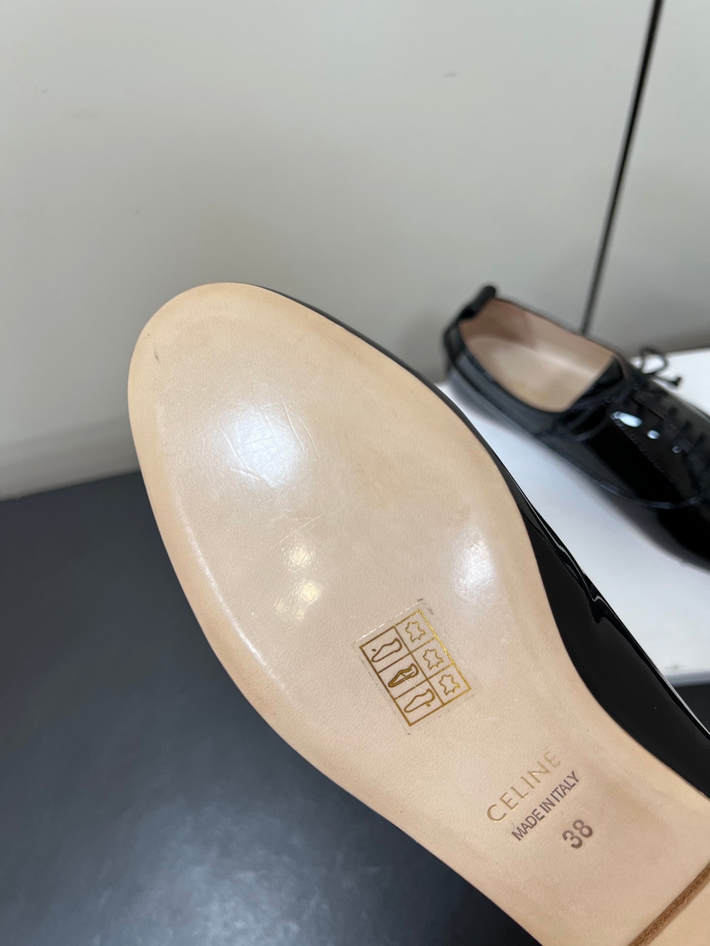CELINE 26S MINIMAL LACE-UP SHOES IN BLACK GLOSSY CALFSKIN