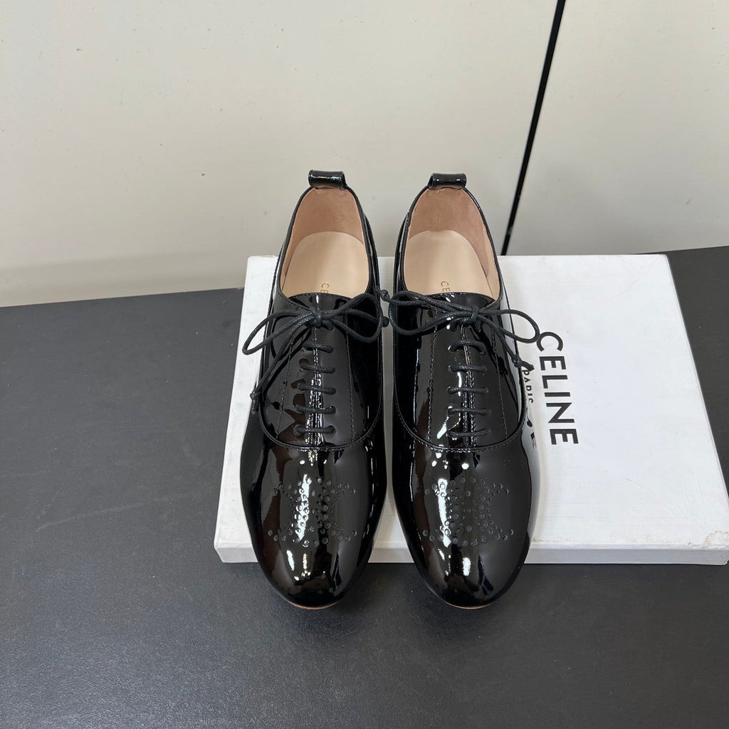 CELINE 26S MINIMAL LACE-UP SHOES IN BLACK GLOSSY CALFSKIN