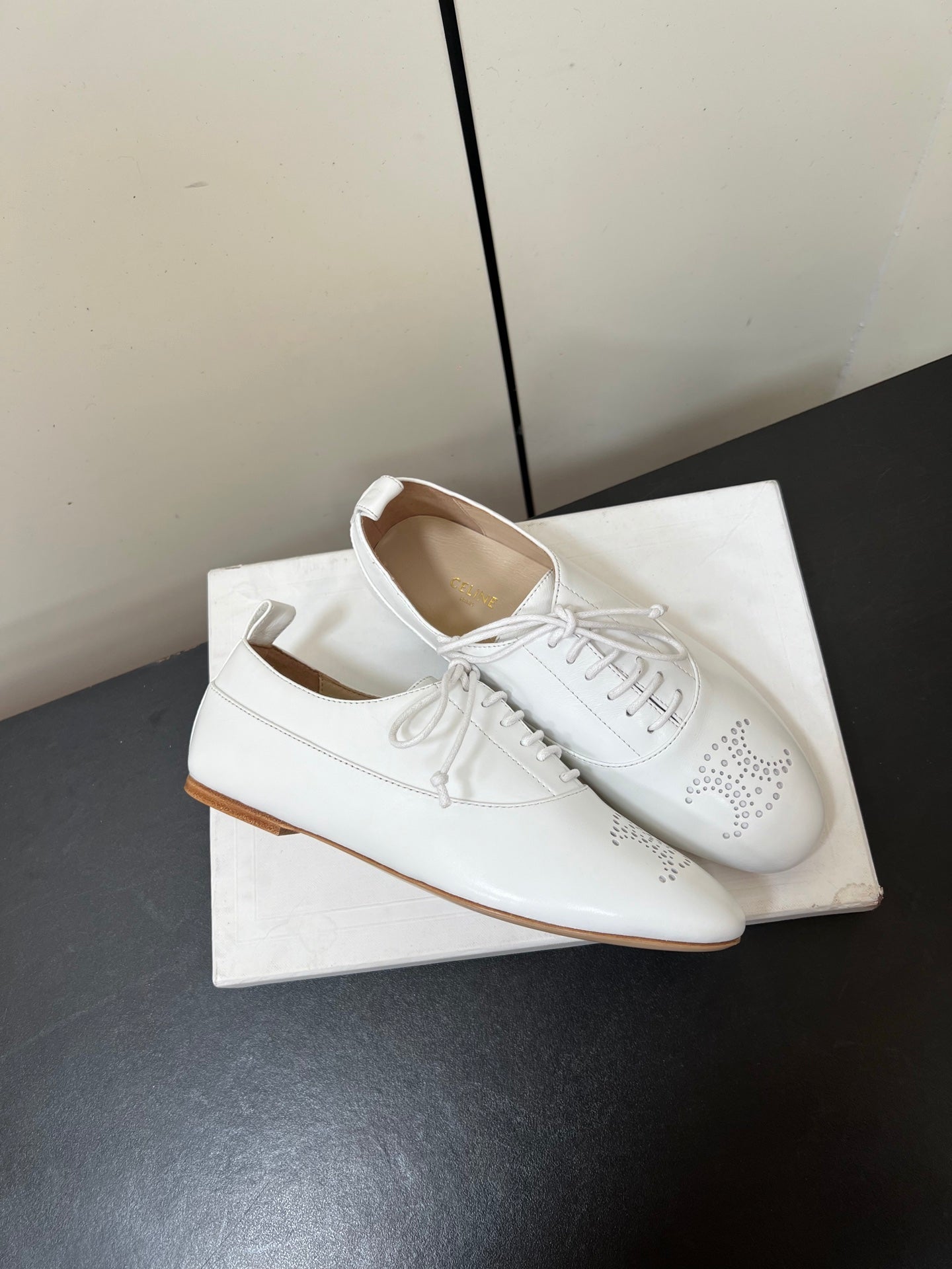 CELINE 26S MINIMAL LACE-UP SHOES IN WHITE CALFSKIN