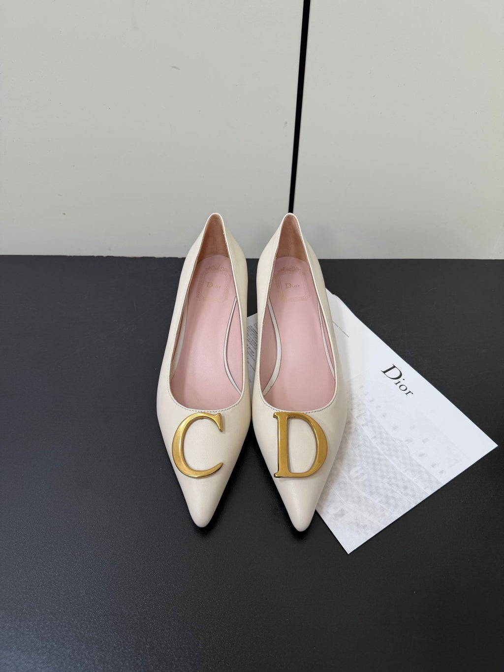 DIOR 26S POINTED-TOE HIGH HEELS 35MM IN CREAM WHITE CALFSKIN GOLD HARDWARE
