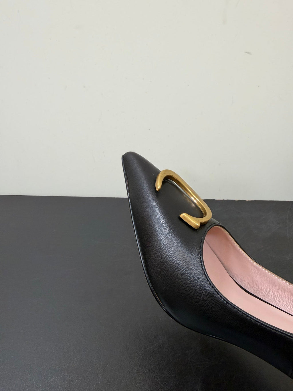 DIOR 26S POINTED-TOE HIGH HEELS 70MM IN BLACK CALFSKIN GOLD HARDWARE