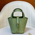 HM 25S PICOTIN LOCK 14 CM IN OLIVE GREEN OSTRICH WITH GOLD HARDWARE