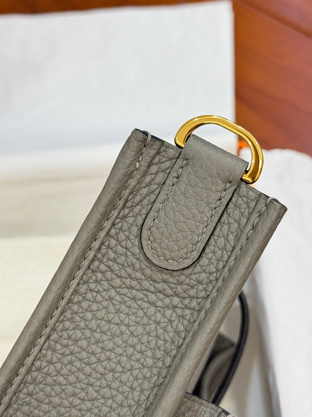 HM 26S EVELYNE BAG 23CM IN GRAY GRAINED CALFSKIN