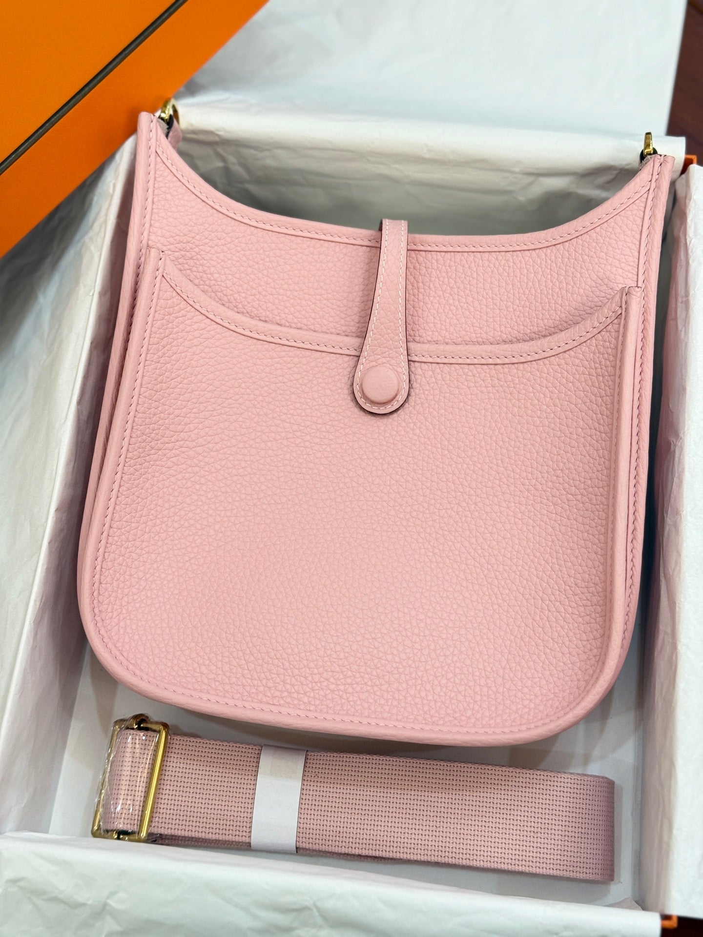 HM 26S EVELYNE BAG 23CM IN PINK GRAINED CALFSKIN