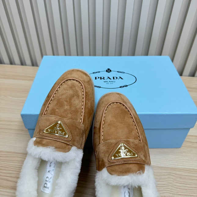 PRA SUEDE LOAFER IN TAN BROWN WITH SHEARLING LINING