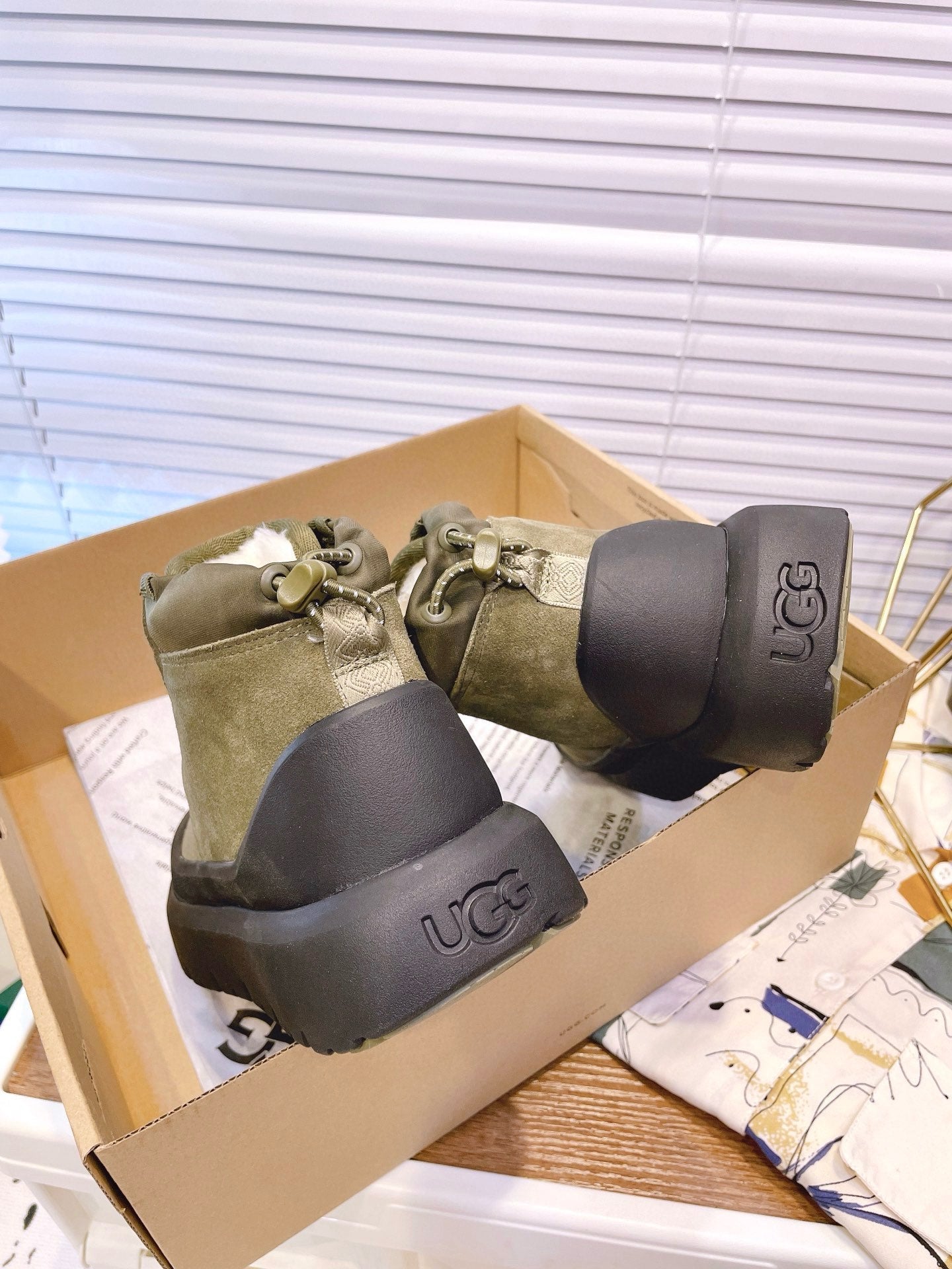 GENDER NEUMEL HIGH WEATHER HYBRID IN OLIVE GREEN SUEDE AND BLACK CALFSKIN