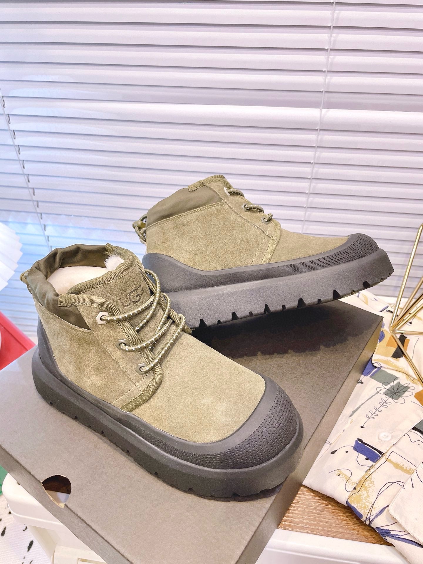 GENDER NEUMEL HIGH WEATHER HYBRID IN OLIVE GREEN SUEDE AND BLACK CALFSKIN