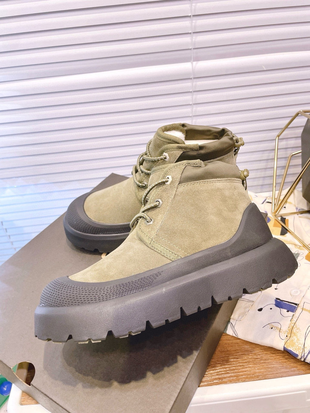 GENDER NEUMEL HIGH WEATHER HYBRID IN OLIVE GREEN SUEDE AND BLACK CALFSKIN