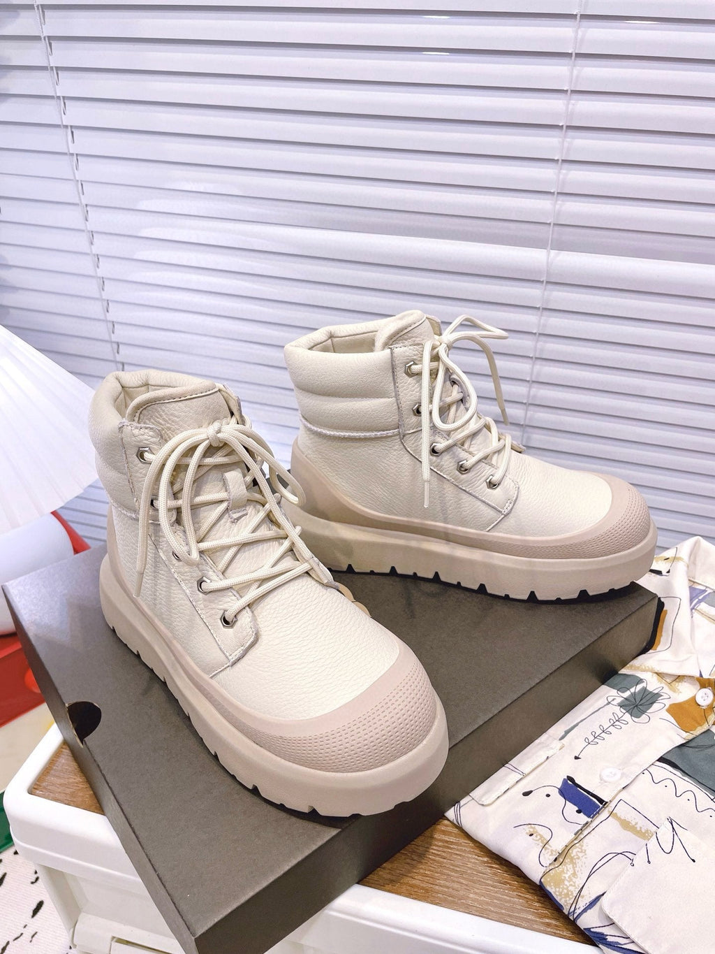 GENDER NEUMEL HIGH WEATHER HYBRID IN BRICH MIX WHITE PEPPER CALFSKIN