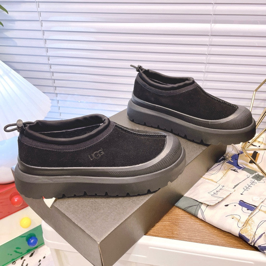 TASMAN WEATHER HYBRID IN BLACK SUEDE AND CALFSKIN