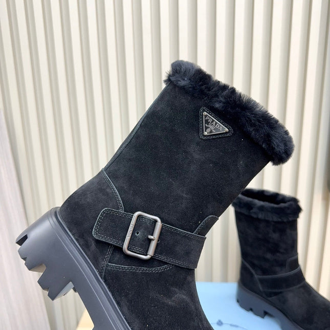 PRADA 25S MARTIN BOOTS IN DARK NAVY BLUE SUEDE FUR-LINED
