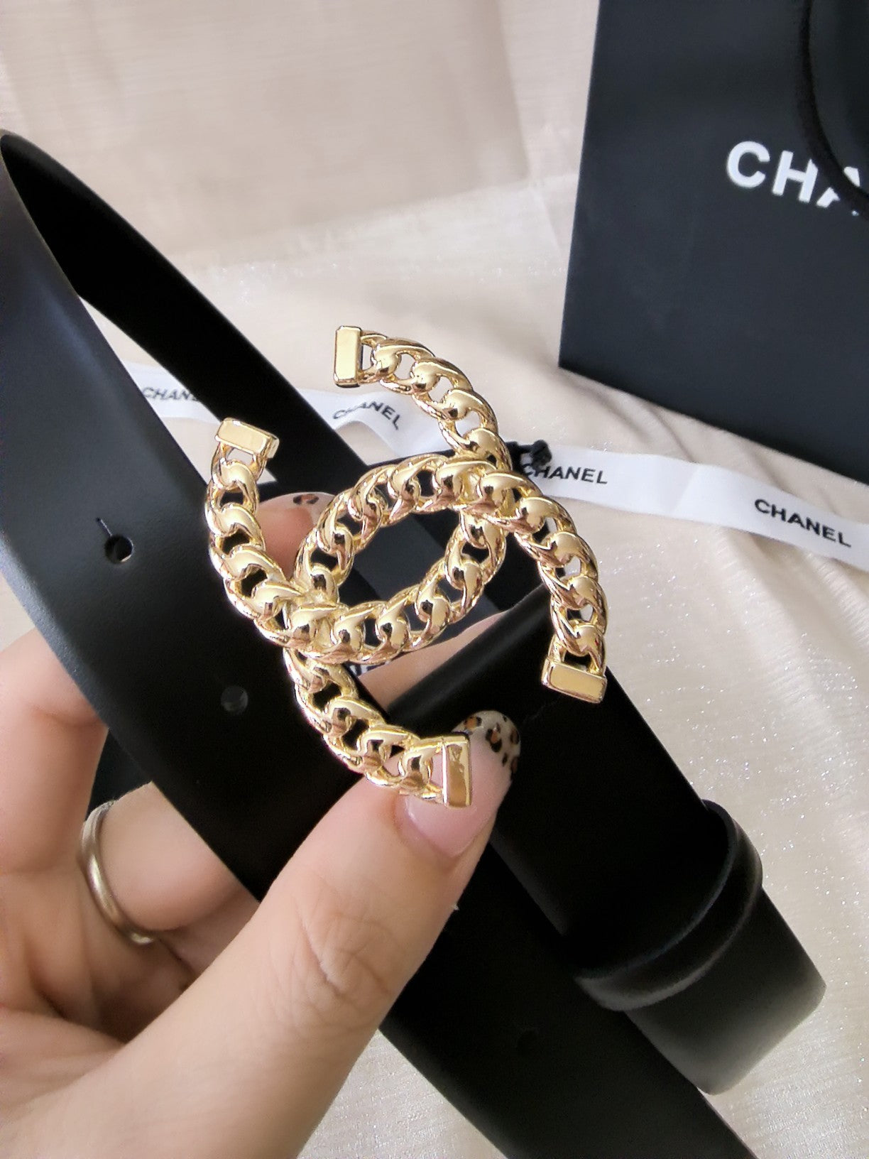 DOUBLE C BELT 30MM IN BLACK CALFSKIN GOLD CHAIN BUCKLE
