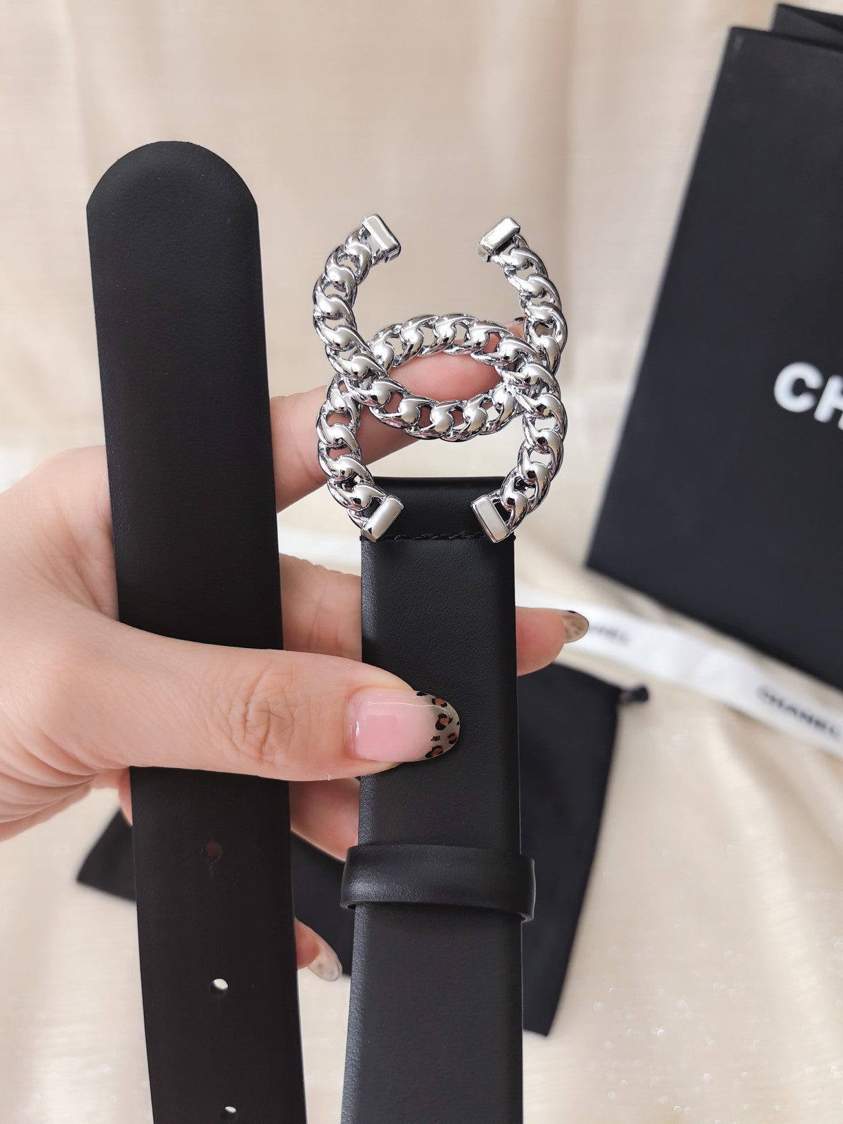 DOUBLE C BELT 30MM IN BLACK CALFSKIN SILVER CHAIN BUCKLE