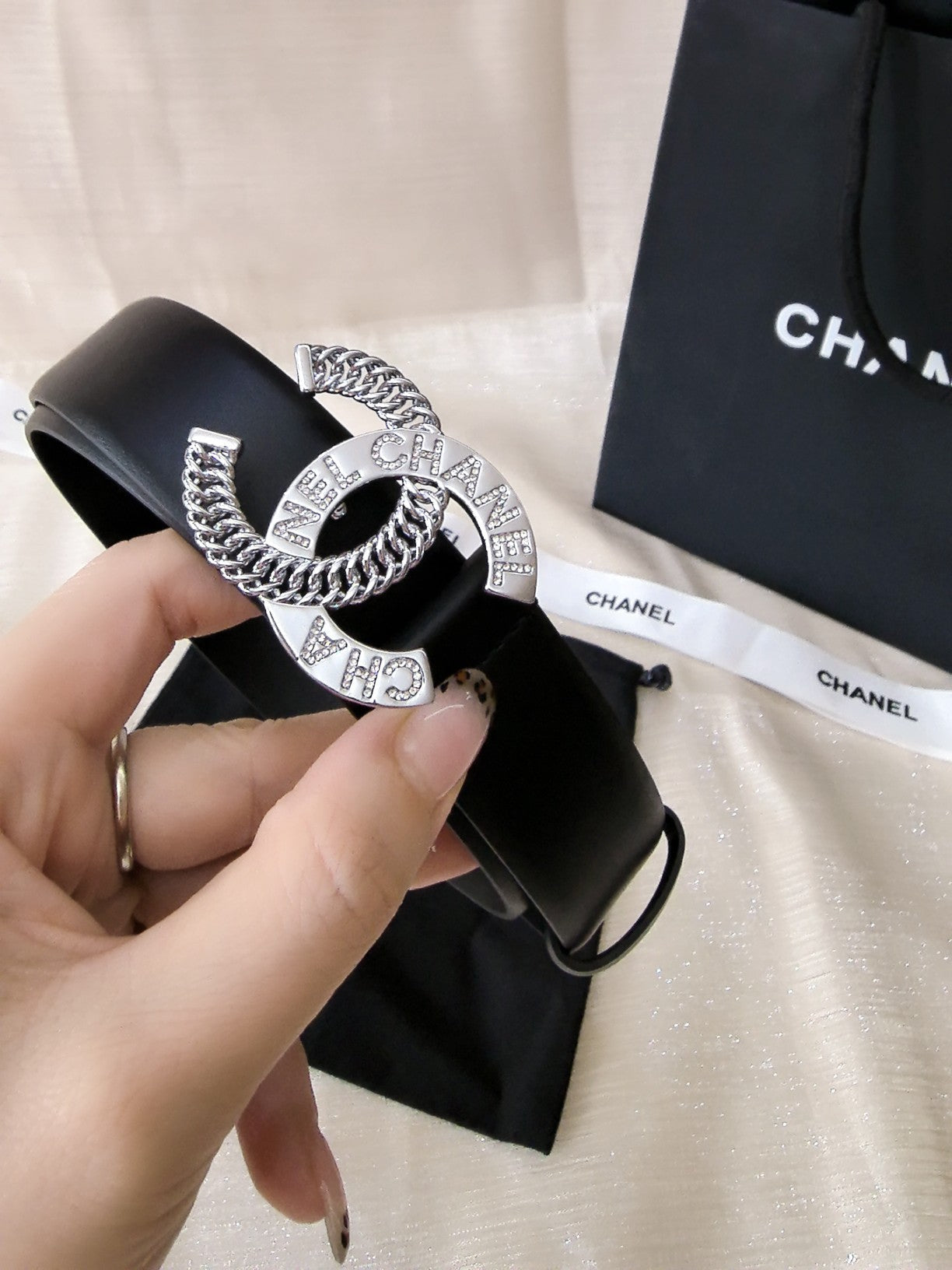 DOUBLE C CHAIN BELT 30MM IN BLACK CALFSKIN LOGO CRYSTAL GOLD BUCKLE