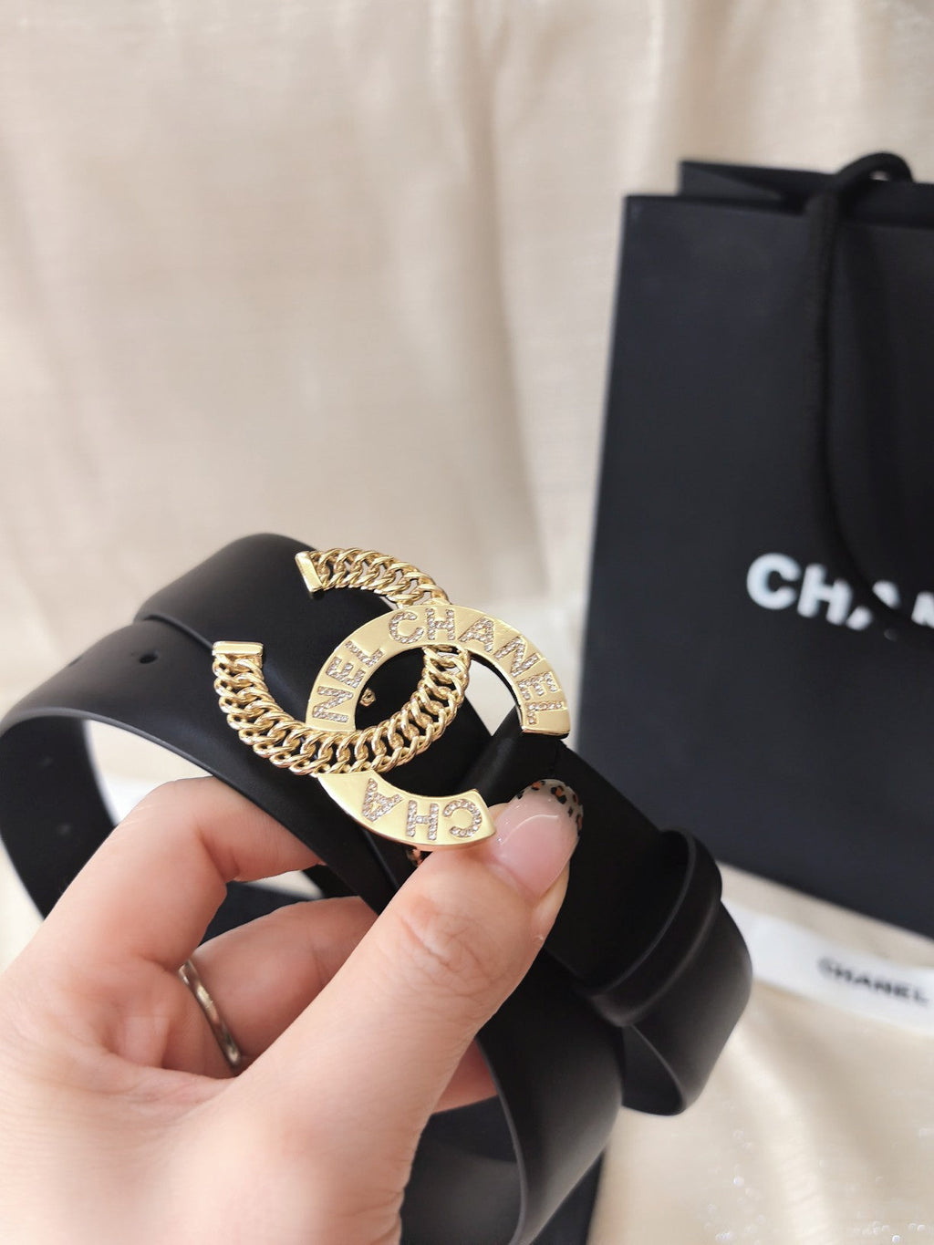 CC MEDIUM 30 MM BELT BLACK CALFSKIN GOLD HARDWARE WITH LETTER