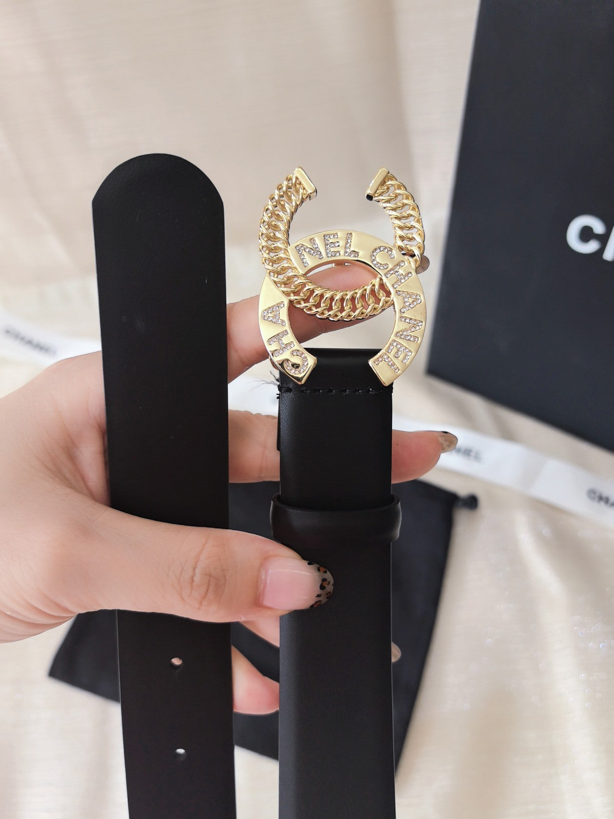 CC MEDIUM 30 MM BELT BLACK CALFSKIN GOLD HARDWARE WITH LETTER