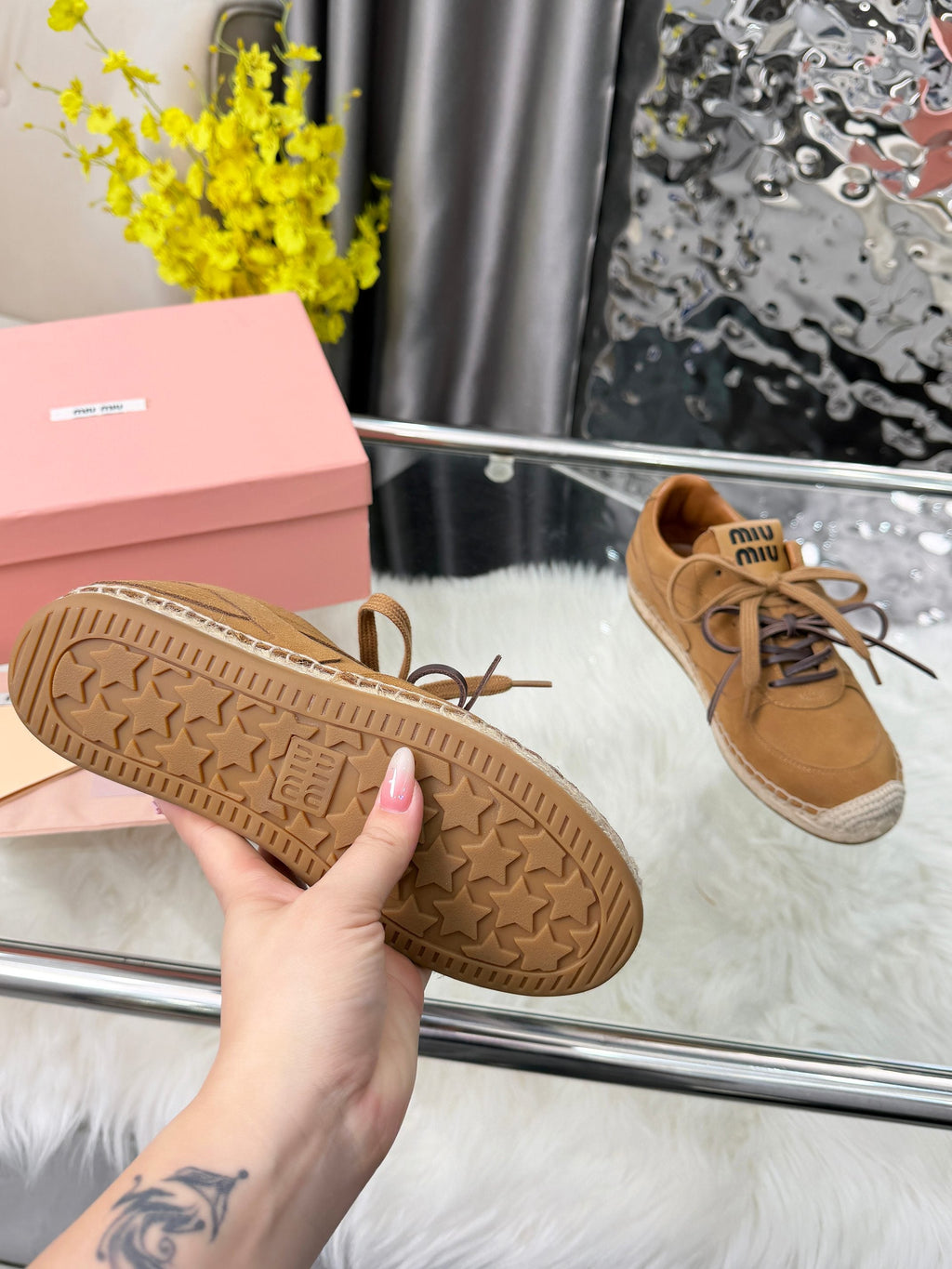 MIUMIU 26S SNEAKERS IN CARAMEL BROWN SUEDE