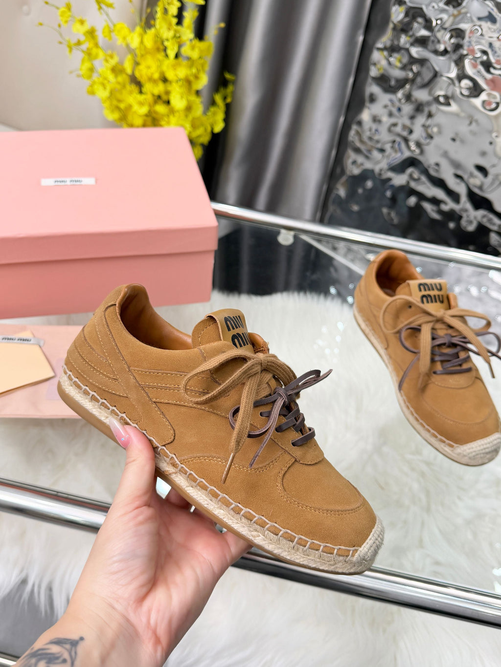 MIUMIU 26S SNEAKERS IN CARAMEL BROWN SUEDE