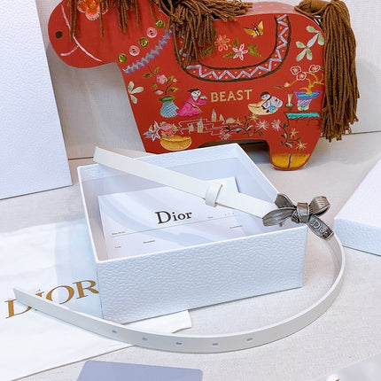 DIOR 26S BELT 15 MM IN WHITE CALFSKIN 657715