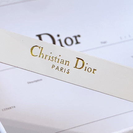 DIOR 26S BELT 15 MM IN CREAM WHITE CALFSKIN 657718
