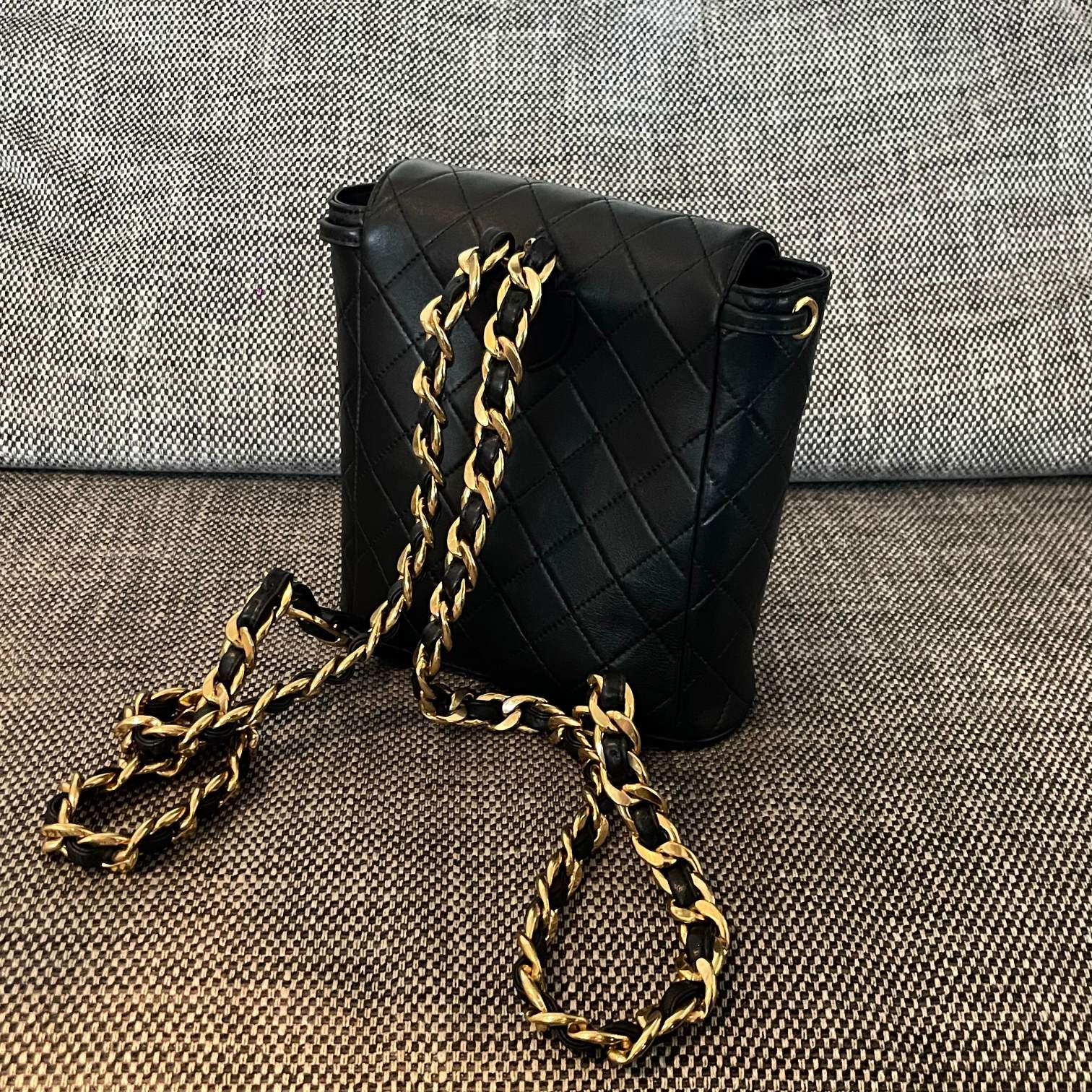 CHANEL 26S BACKPACK 17 IN BLACK QUILTED LAMBSKIN GOLD HARDWARE