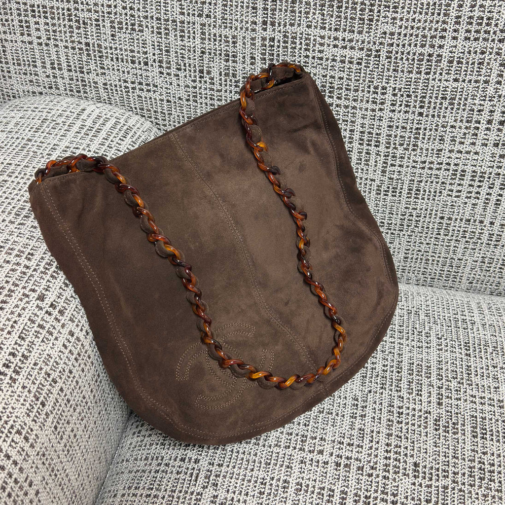 CHANEL 26S LARGE HOBO BAG 33 IN DARK BROWN SUEDE TORTOISE RESIN CHAIN
