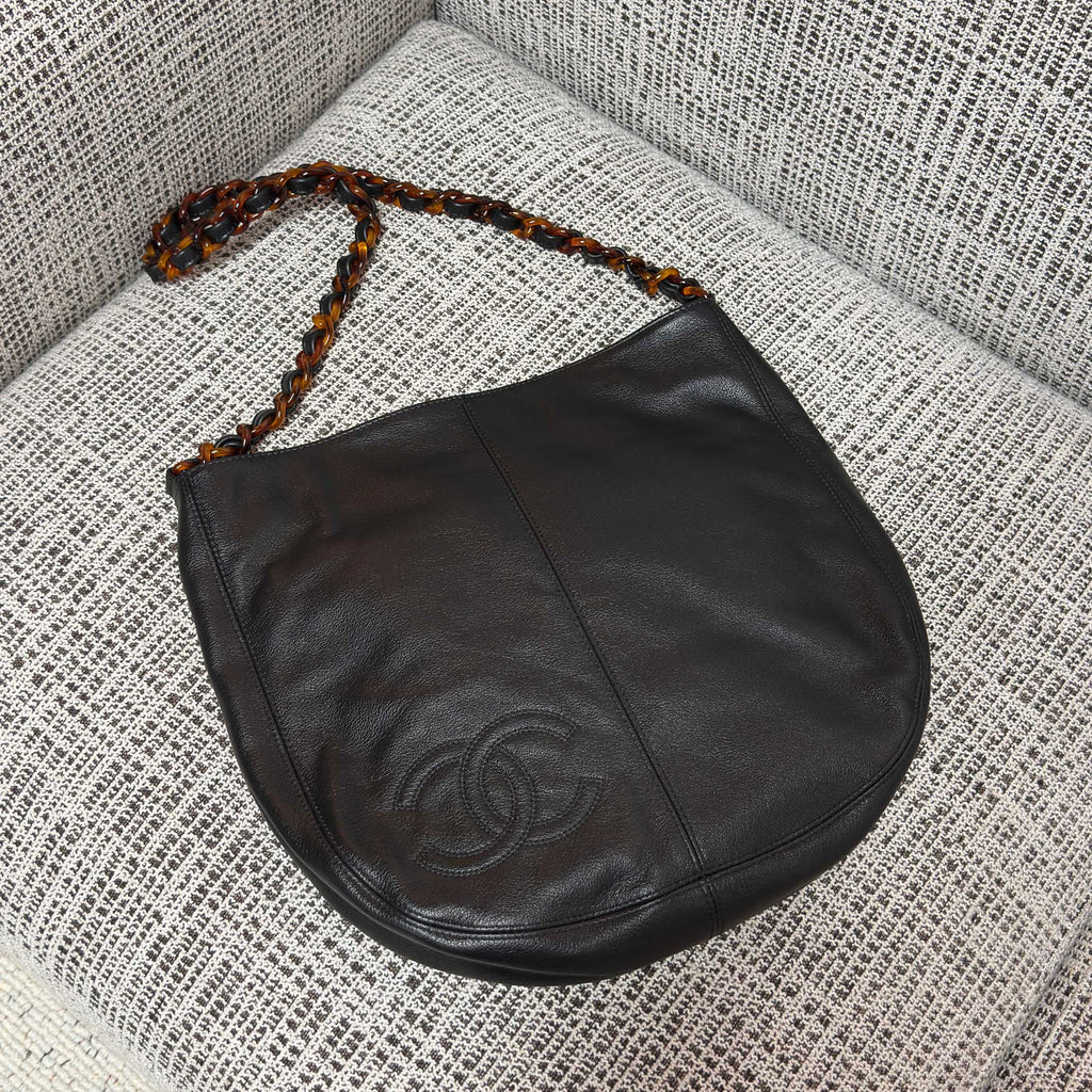 CHANEL 26S LARGE HOBO BAG 33 IN BLACK LAMBSKIN TORTOISE RESIN CHAIN