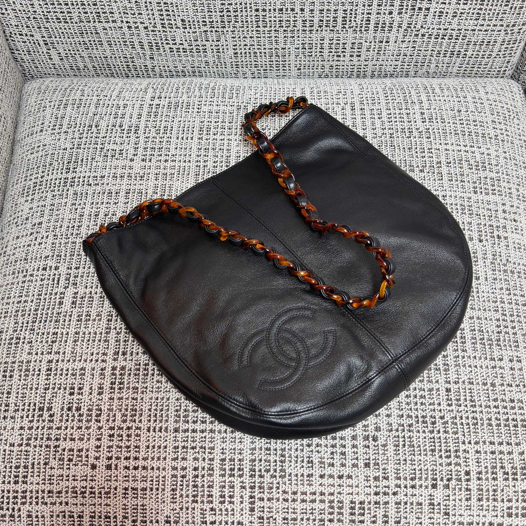 CHANEL 26S LARGE HOBO BAG 33 IN BLACK LAMBSKIN TORTOISE RESIN CHAIN