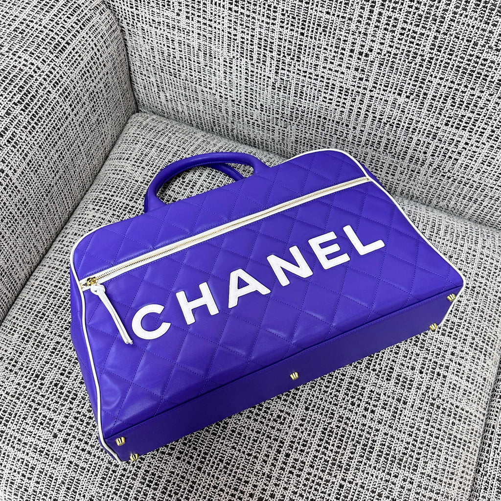 CHANEL 26S BOWLING BAG LARGE 46 IN BLUE PURPLE AND WHITE CALFSKIN GOLD HARDWARE