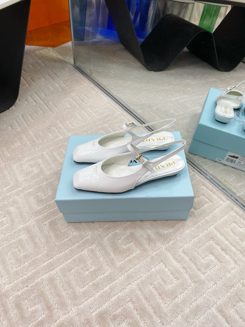 MARY JANE SLINGBACK SQUARE TOE IN WHITE PATENT SHEEPSKIN