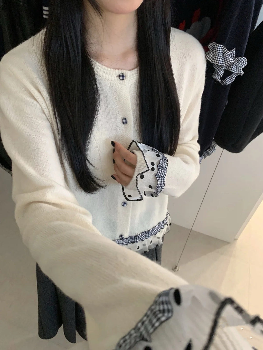 MIUMIU CARDIGAN STYLE 425