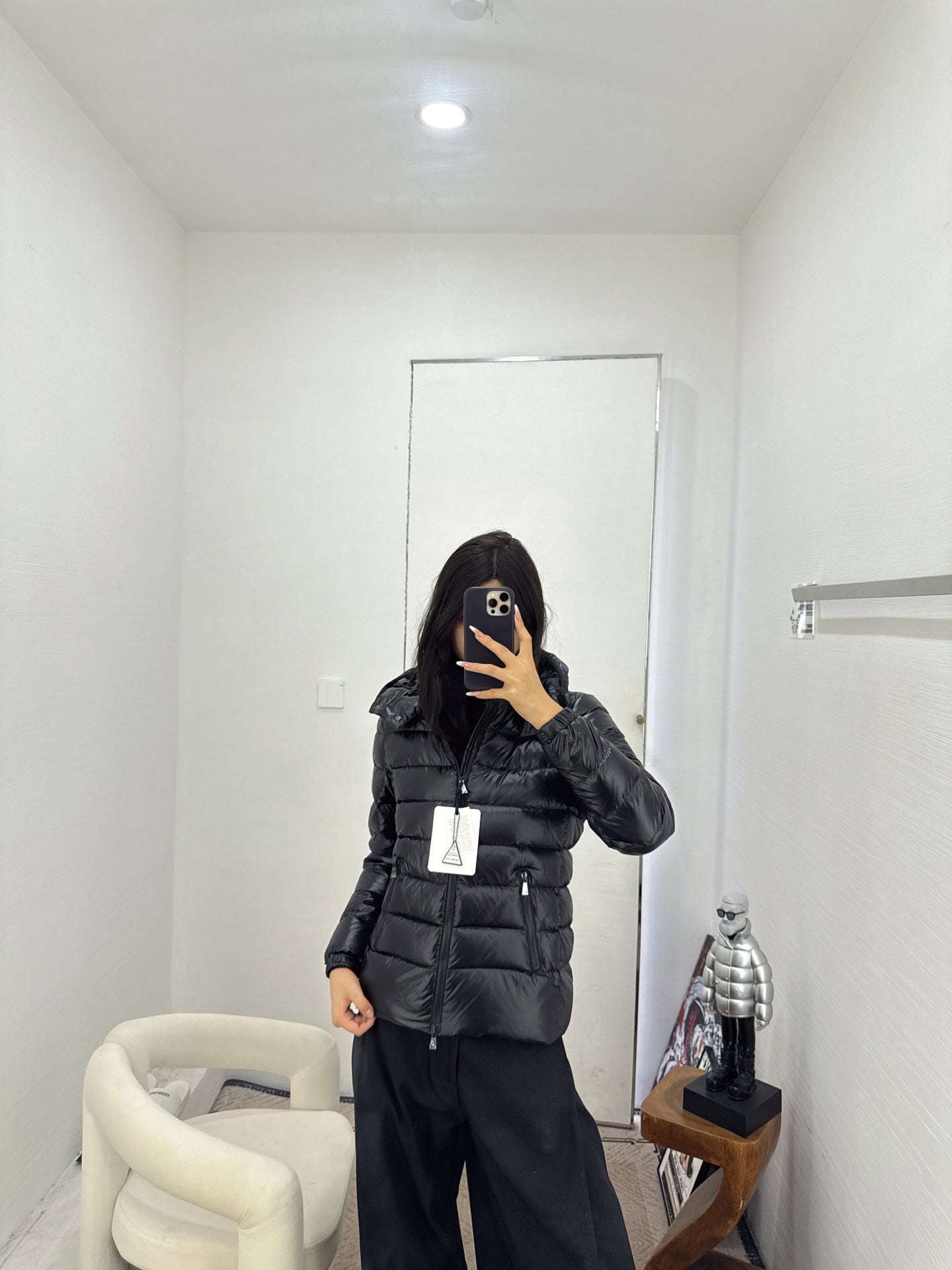 MONCLER 25S SHORT DOWN JACKET 326