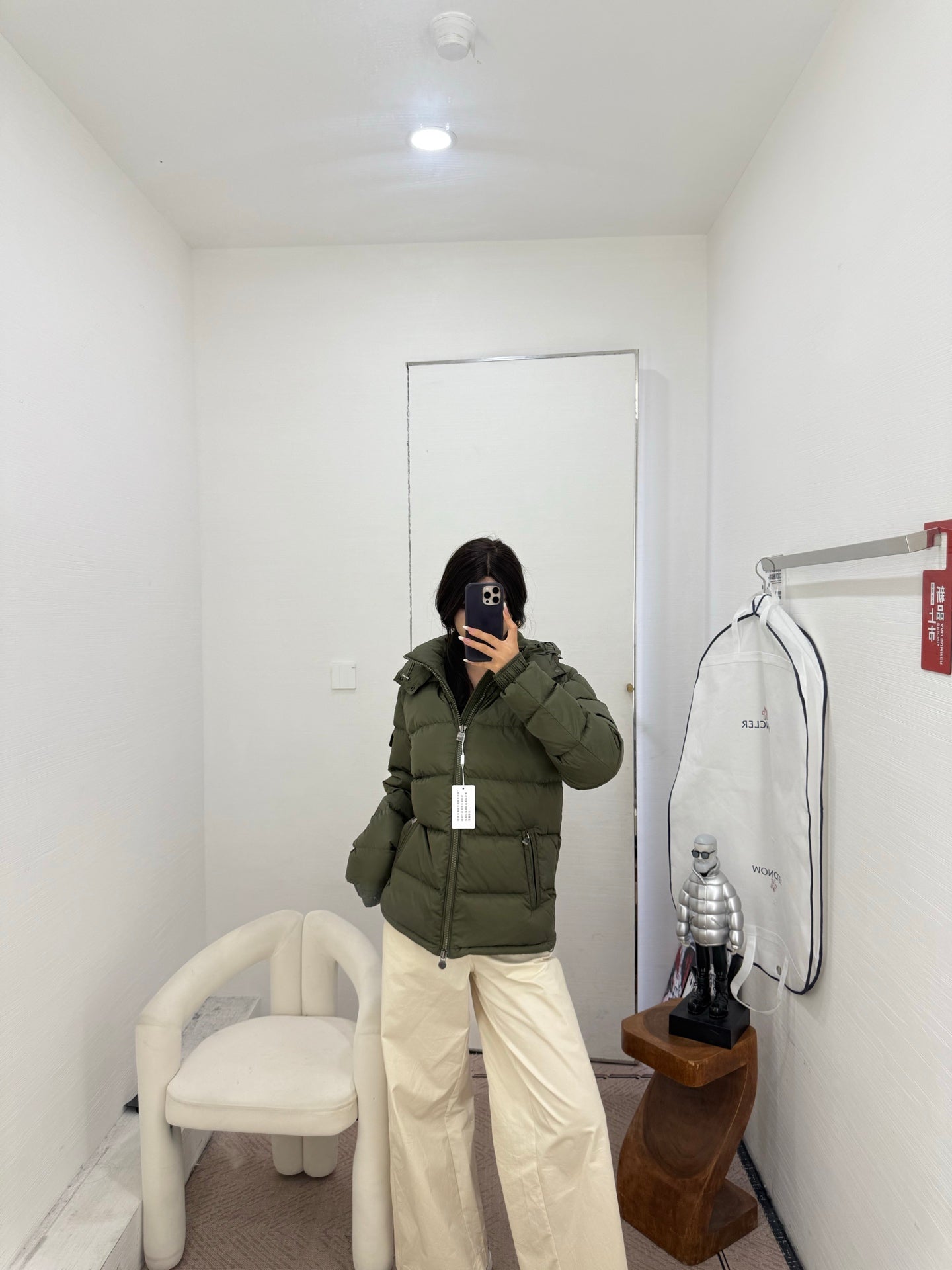 MONCLER 25S SHORT HOODED PUFFER JACKET 325