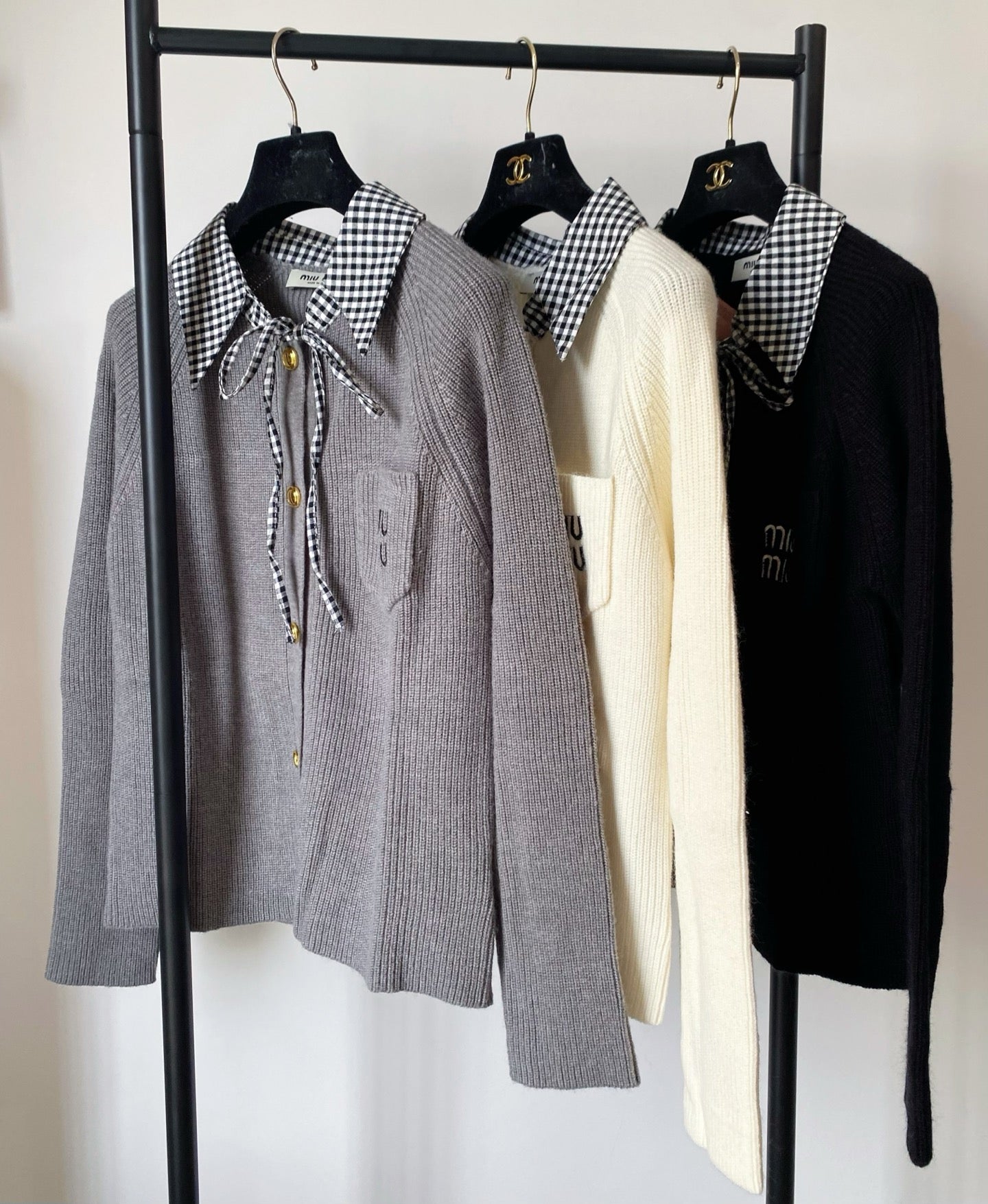 MIUMIU CARDIGAN STYLE 305
