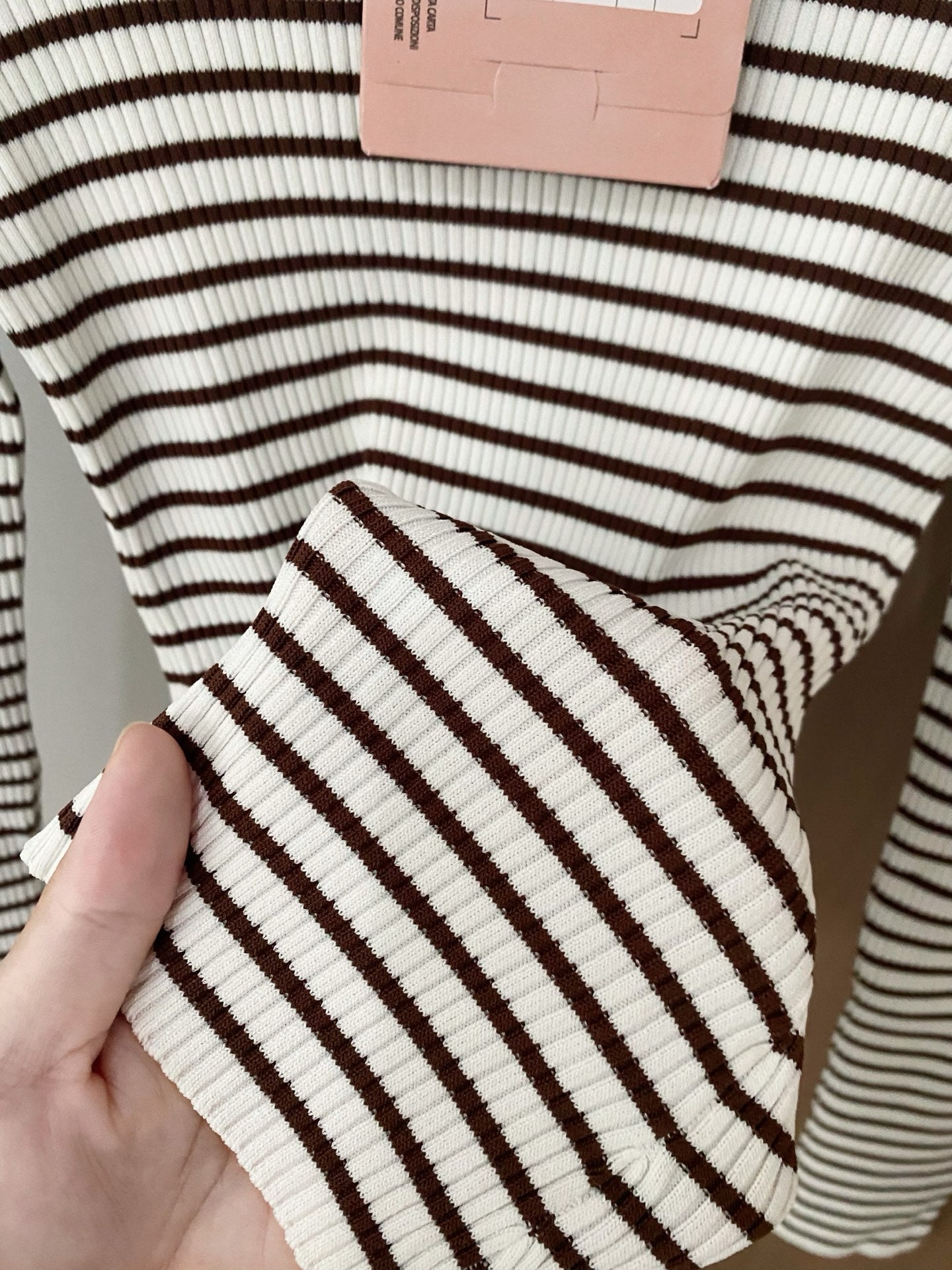 MIUMIU KNIT SWEATER STYLE 266