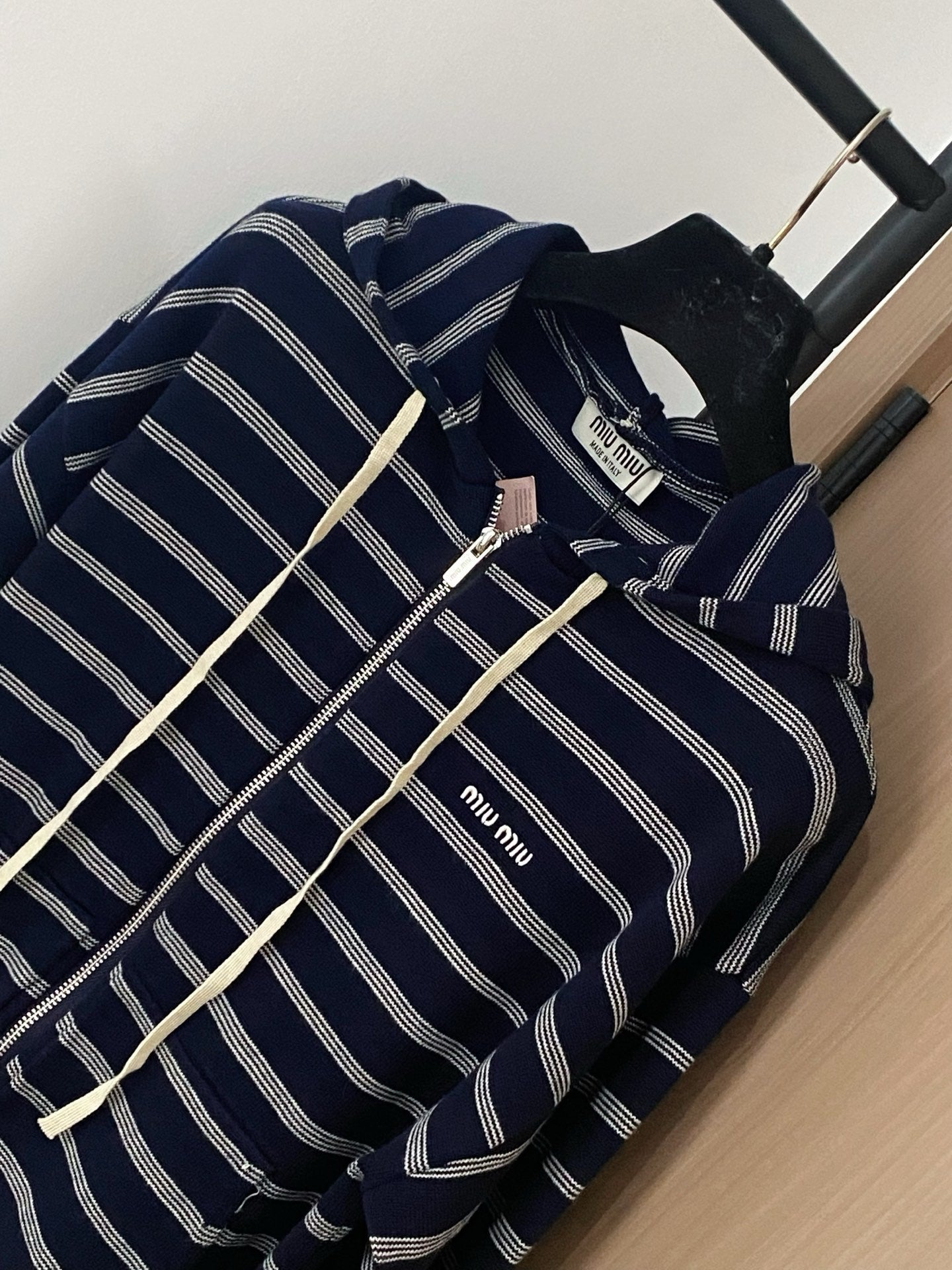 MIUMIU CARDIGAN STYLE 215