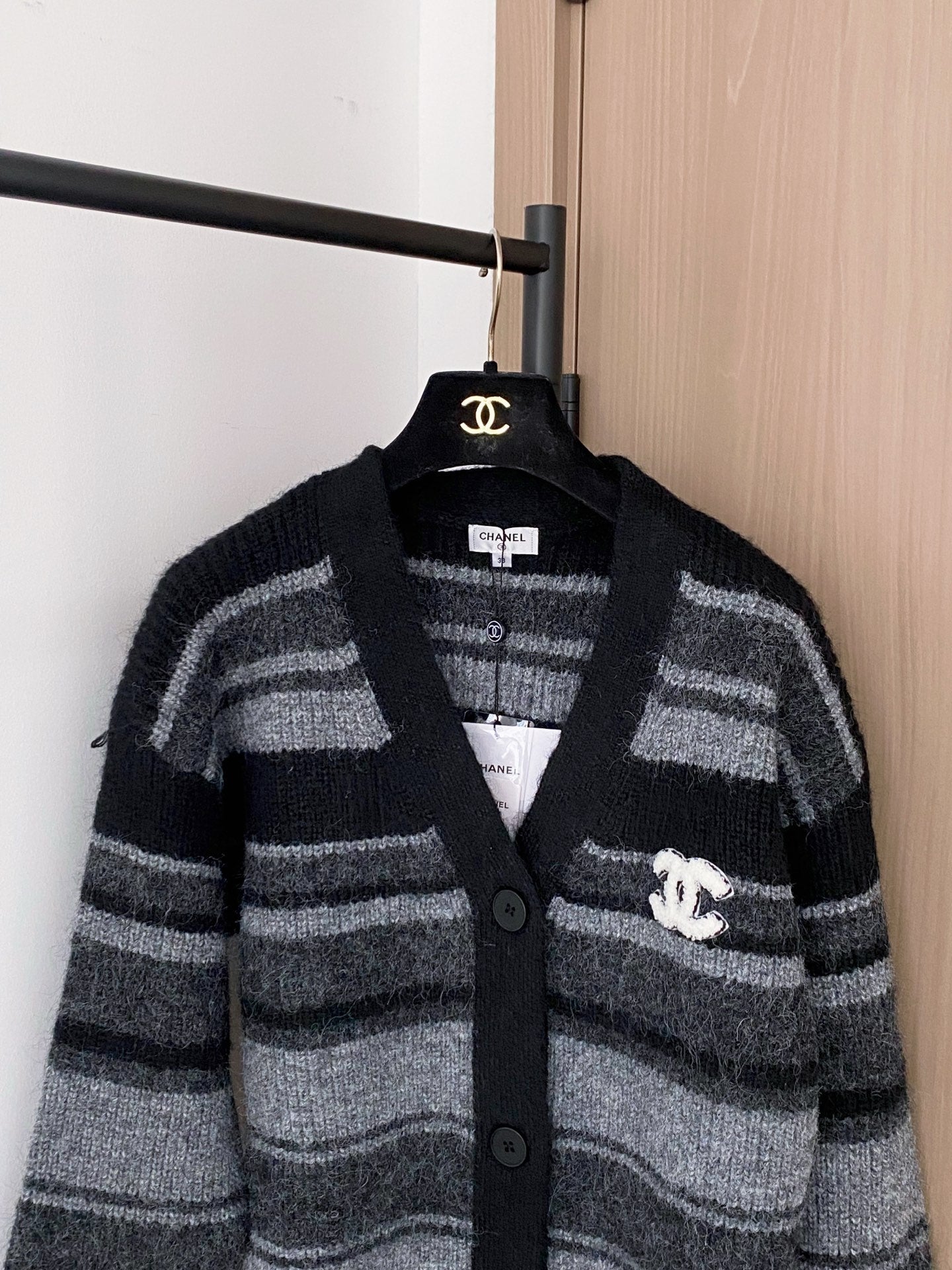CHANEL 25S CARDIGAN JACKET 431