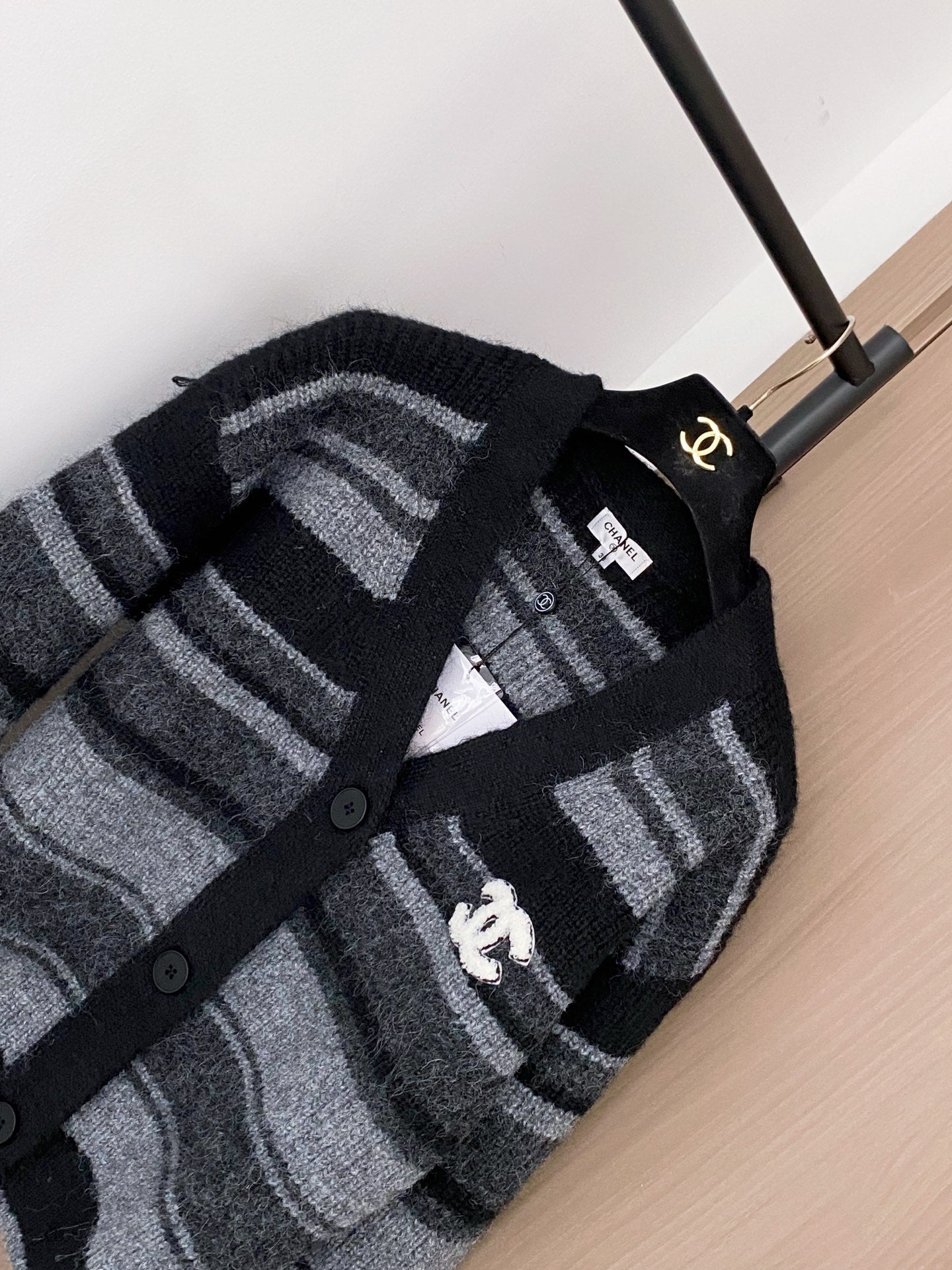 CHANEL 25S CARDIGAN JACKET 431