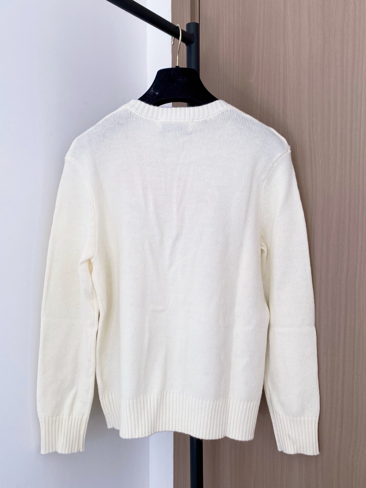 MIUMIU SWEATER STYLE 704