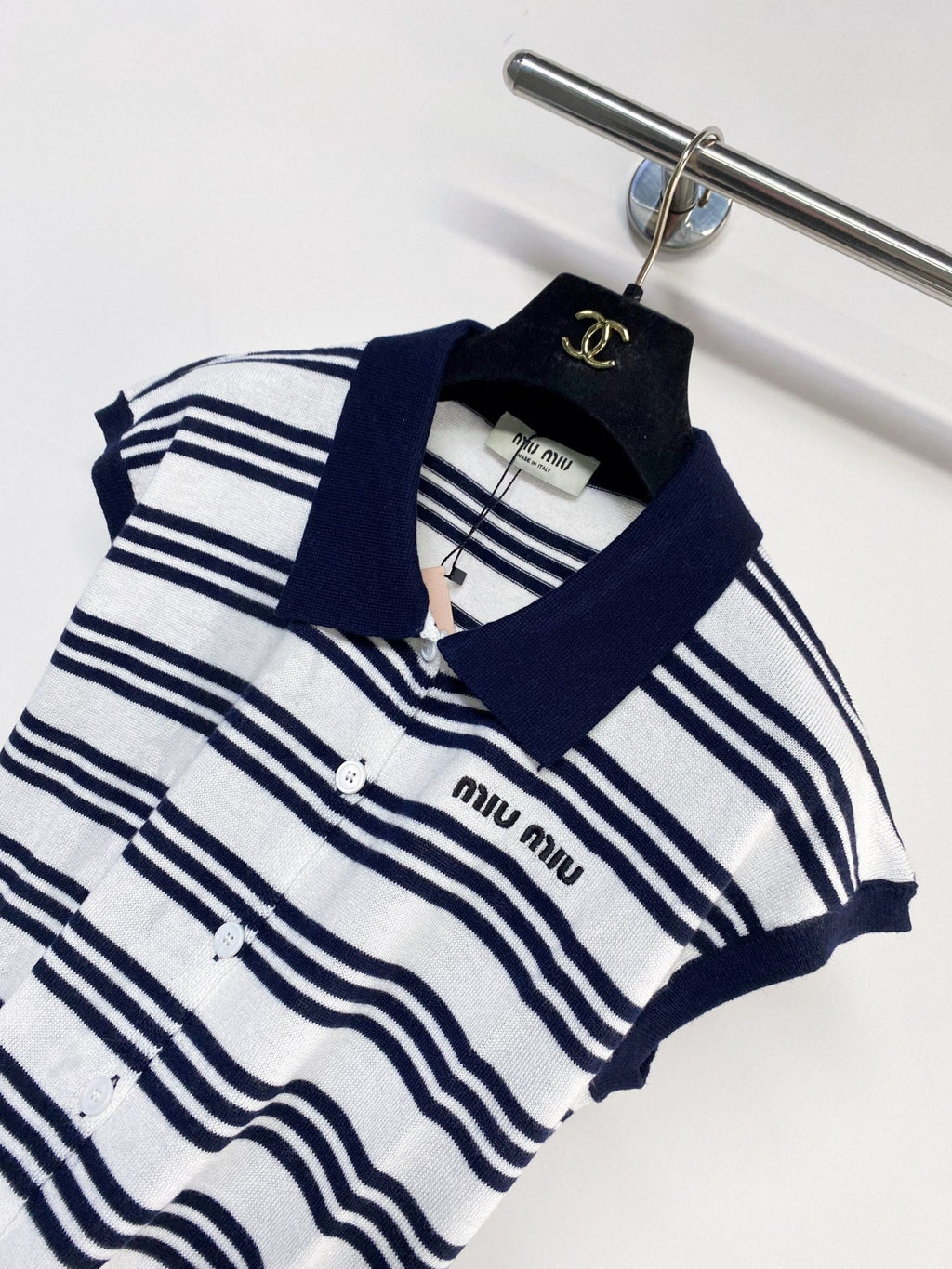 MIUMIU 26S COLLARED TANK TOP 1035