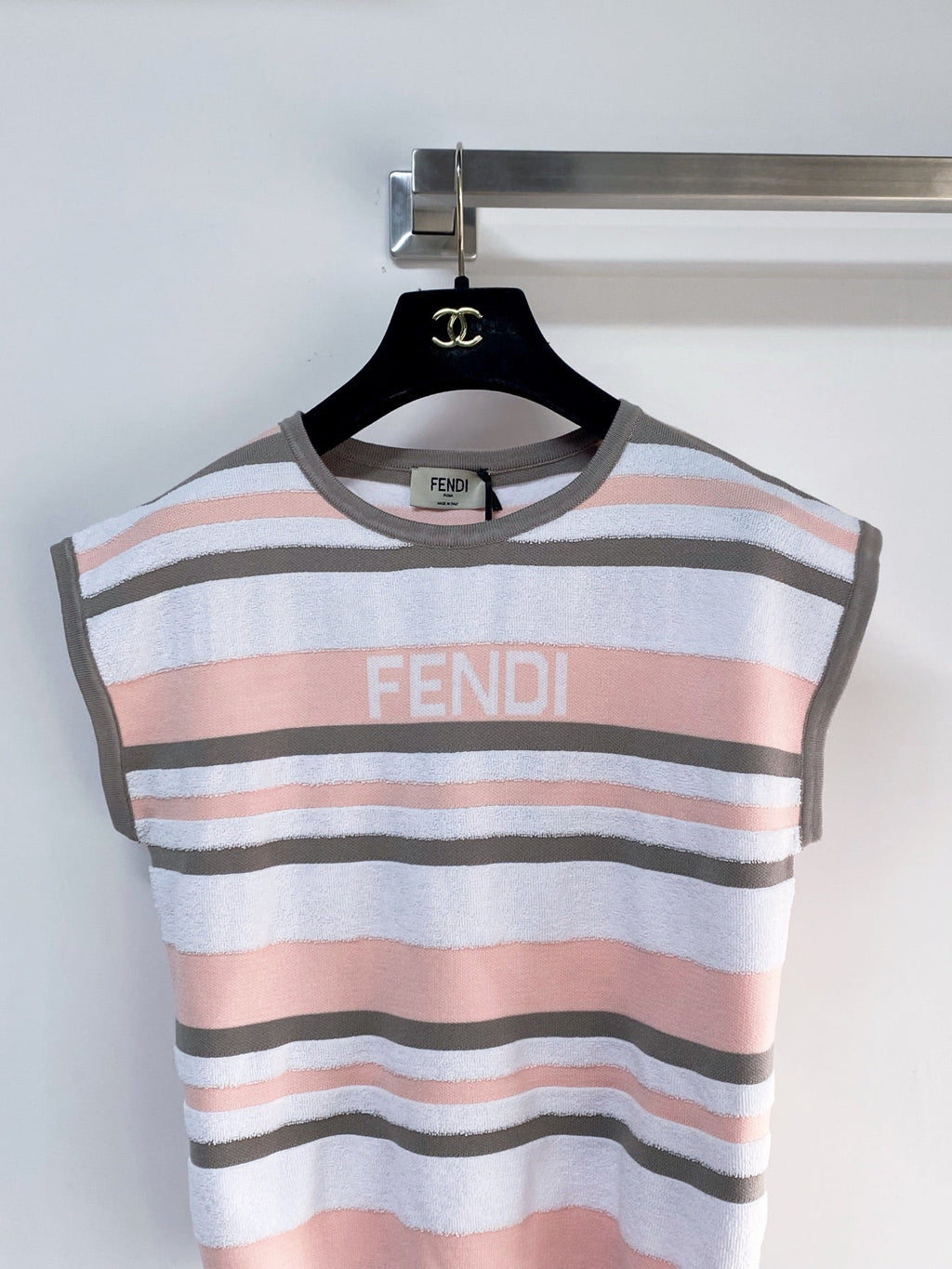 FENDI 26S SHORT SLEEVE KNIT TOP 138