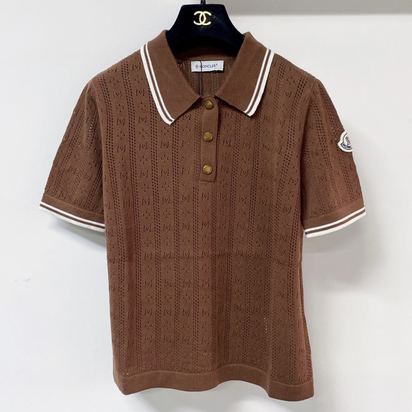 MONCLER 26S SHORT SLEEVE SHIRT 647