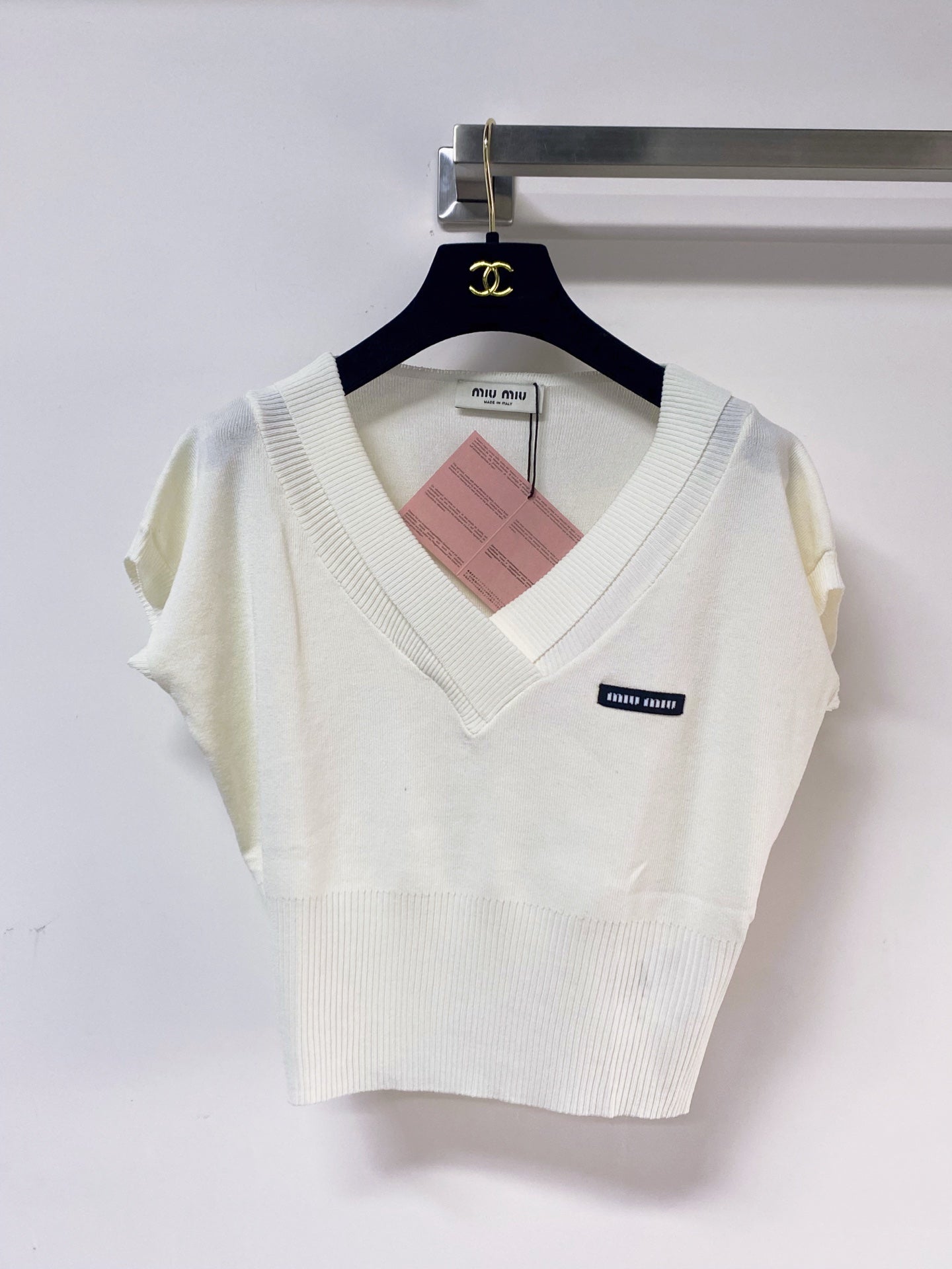 MIUMIU 26S SHORT-SLEEVED SWEATER STYLE 1144