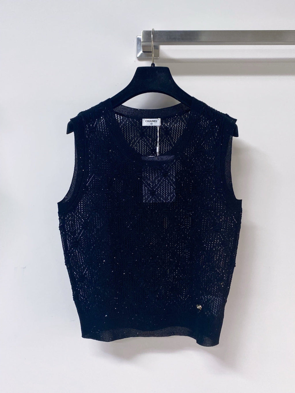 CHANEL 26S SLEEVELESS SWEATER STYLE 1049