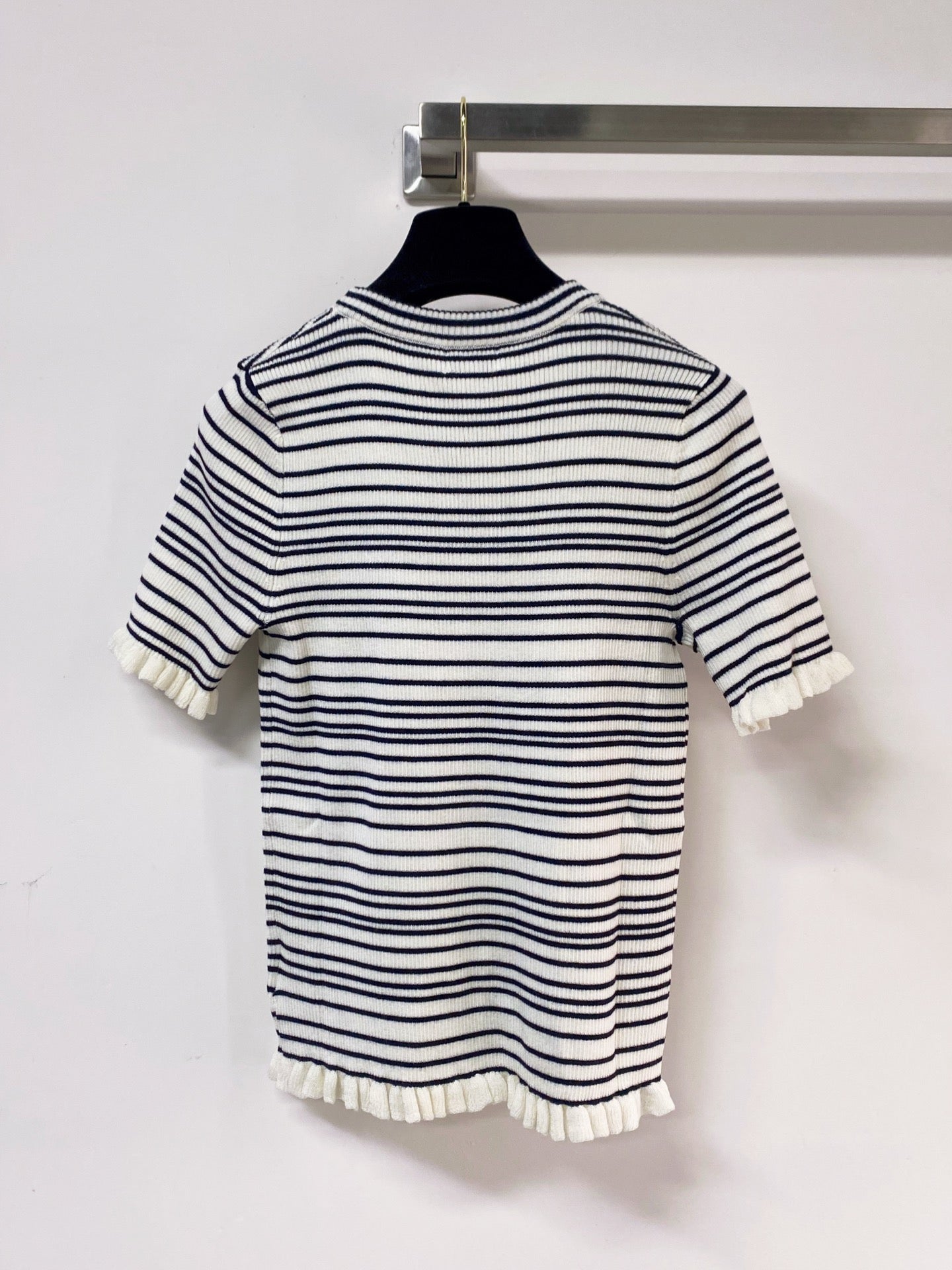 CHANEL 26S SHORT-SLEEVE SWEATER STYLE 1051