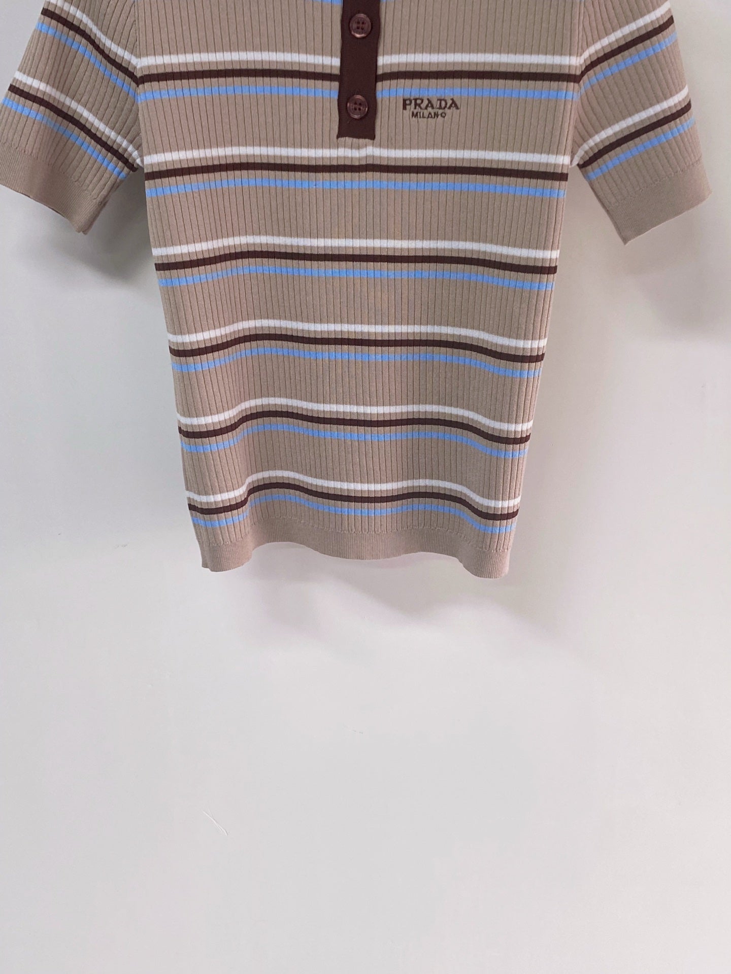 PRADA 26S SHORT-SLEEVED KNIT POLO SHIRT STYLE 893