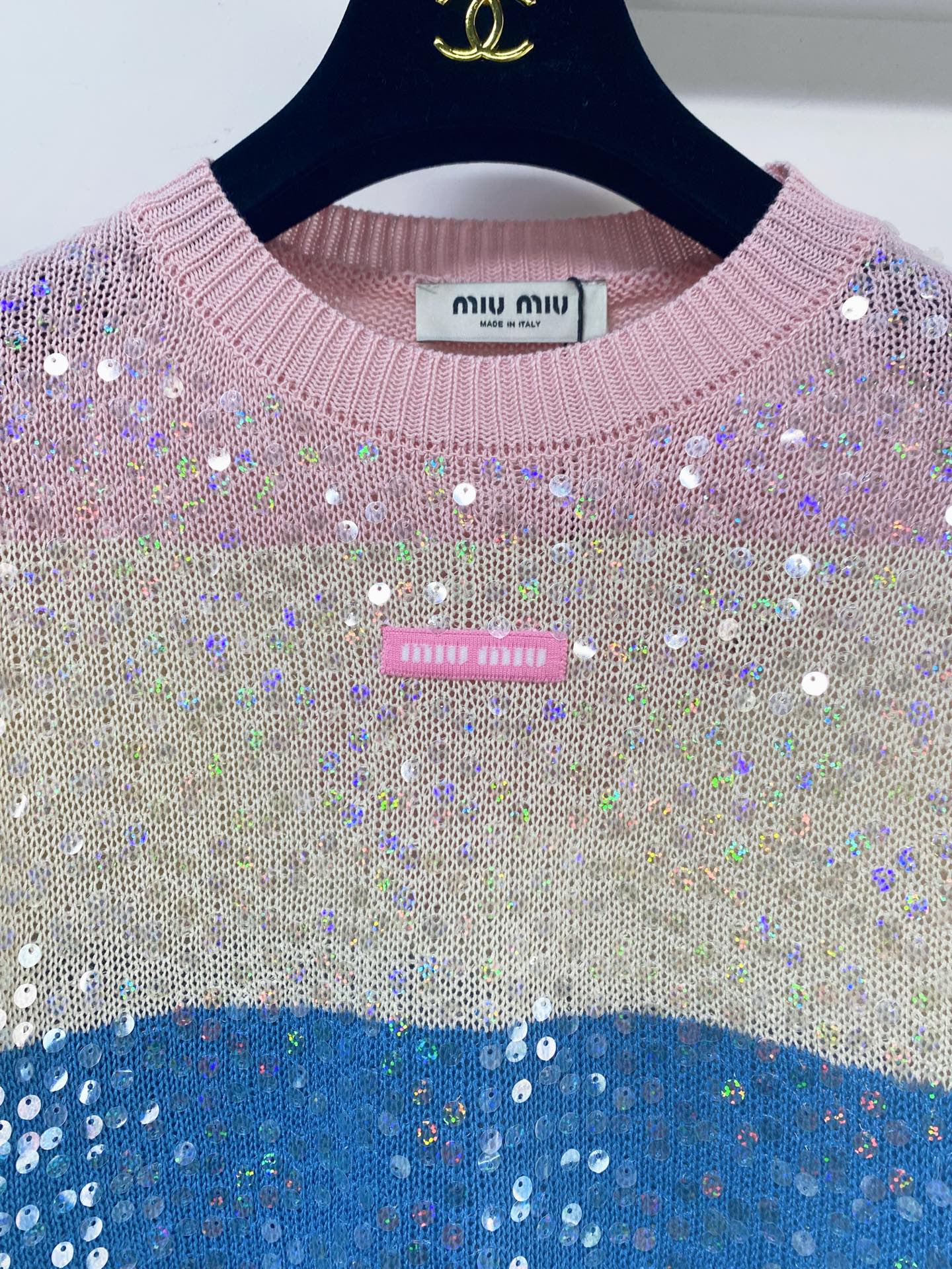 MIUMIU 26S SHORT-SLEEVED SWEATER STYLE 1129